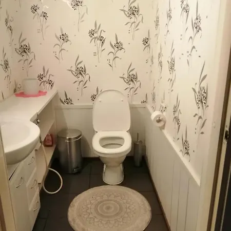 Hostel Koepsintie 4 B *